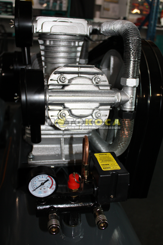 Компрессор GTM KC3090-220L (ременной)